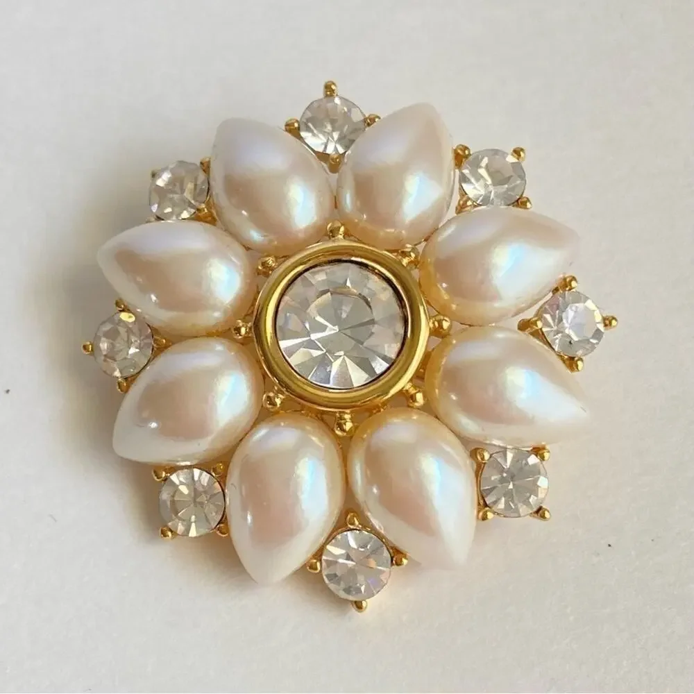 Vintage 60s Rhinestone Pearl Brooch Pendant Necklace‎ Gold Tone Flower Sunburst